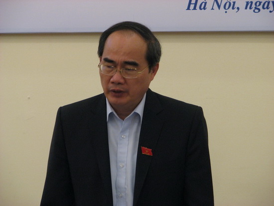 Đồng chí Nguyễn Thiện Nhân, Ủy viên Bộ chính trị, Chủ tịch Ủy ban Trung ương Mặt trận Tổ quốc làm việc với Liên hiệp Hội Việt Nam